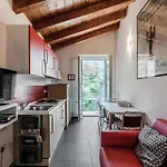 Апарт-отель Antica Residenza I Ronchi Di Белладжо