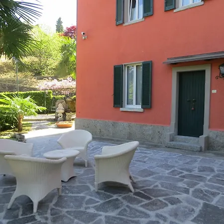 Apart-hotel Antica Residenza I Ronchi Di 4*