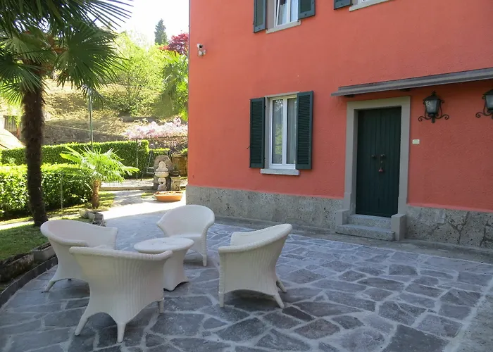Apartmanhotel Antica Residenza I Ronchi Di 4*